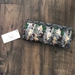 Big Buddha Multi color sequence clutch